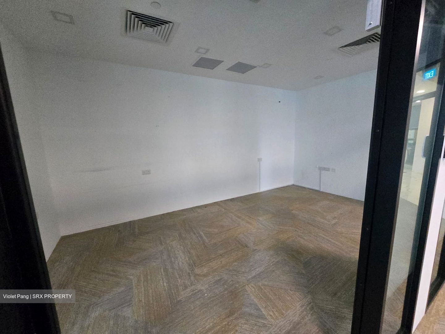 PLUS (D1), Office #570086201